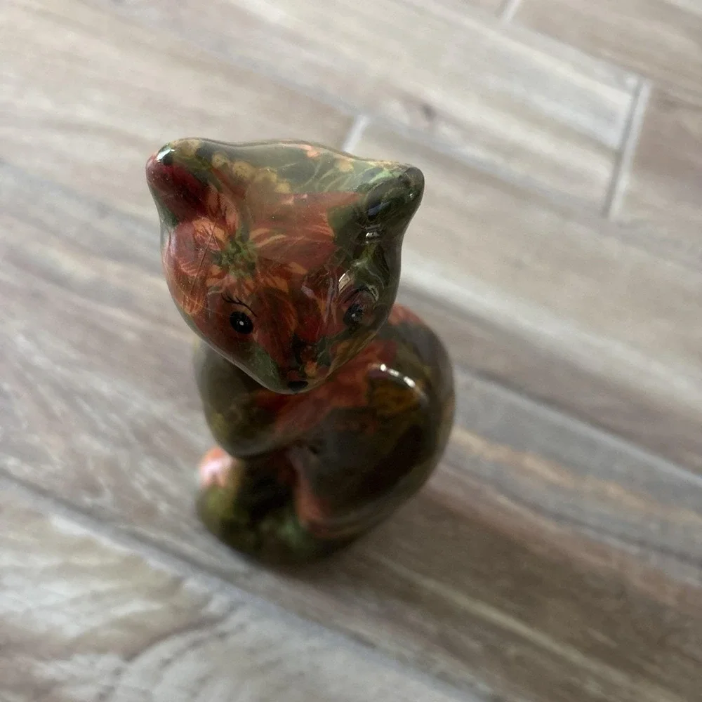 Vintage Cat‎ Decoupage Look Poinsettia Green Floral Figurine Statue 9